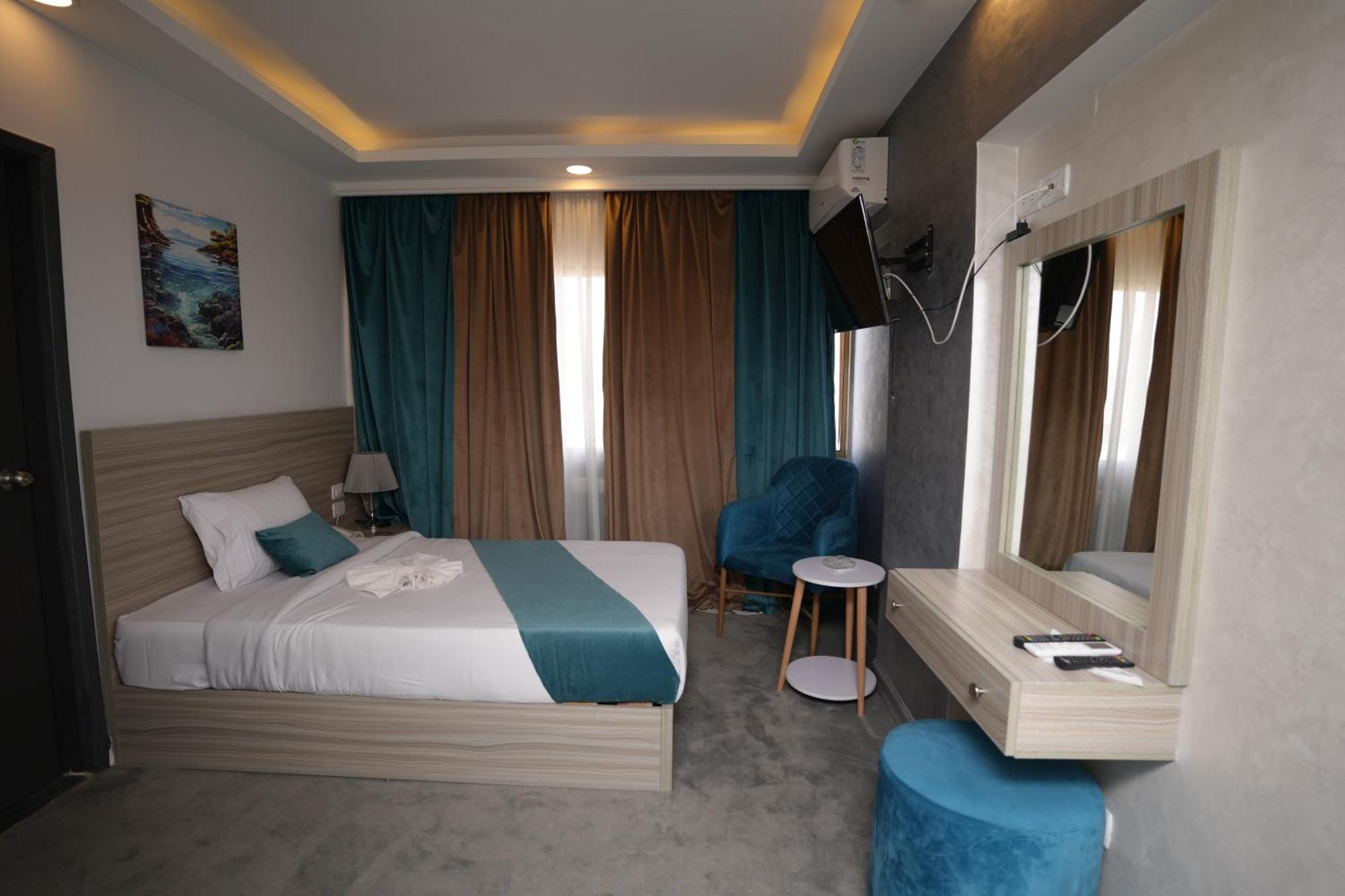 Mar Charbel Hotel Cairo