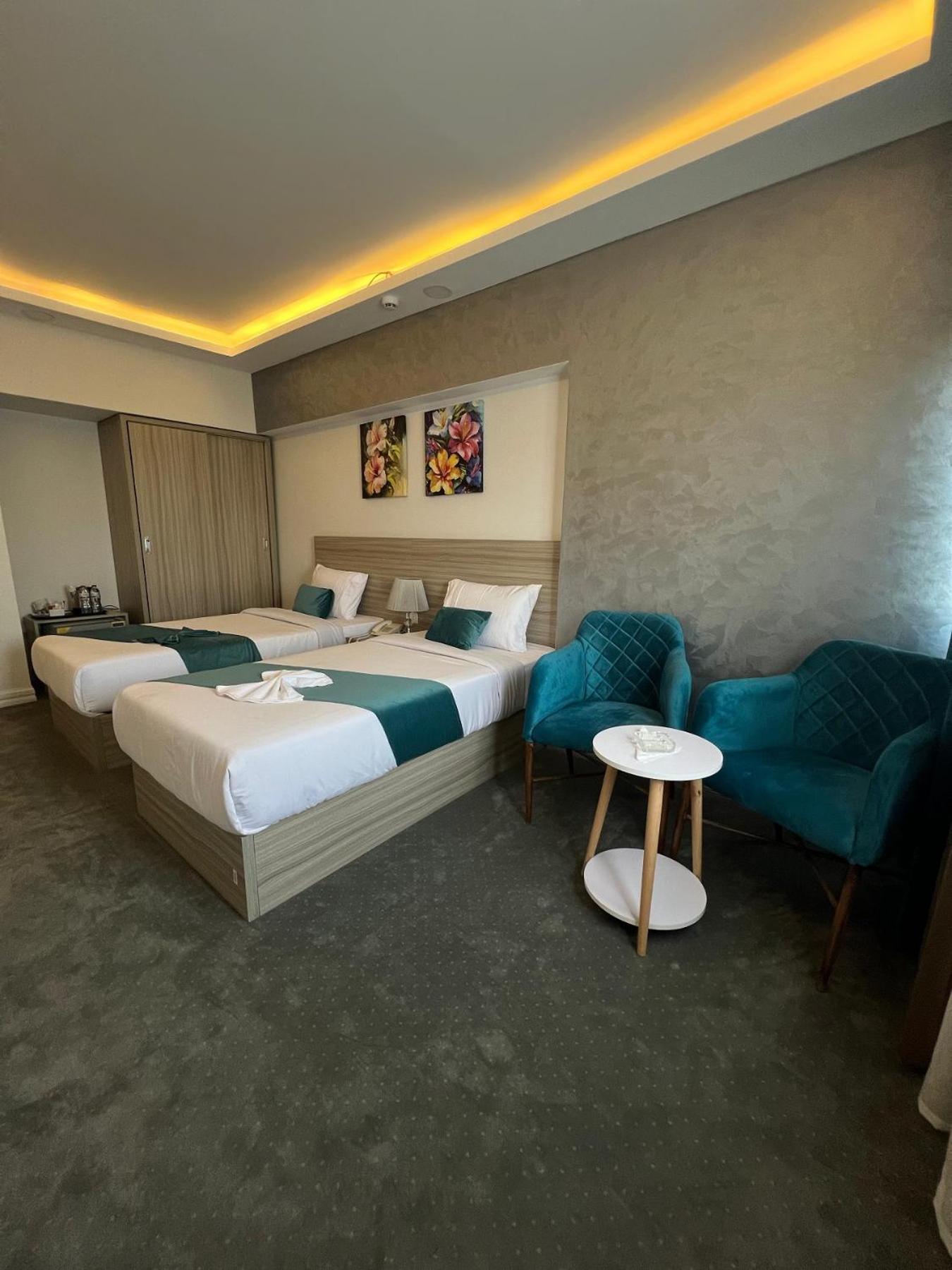 Hotel Mar Charbel 4*