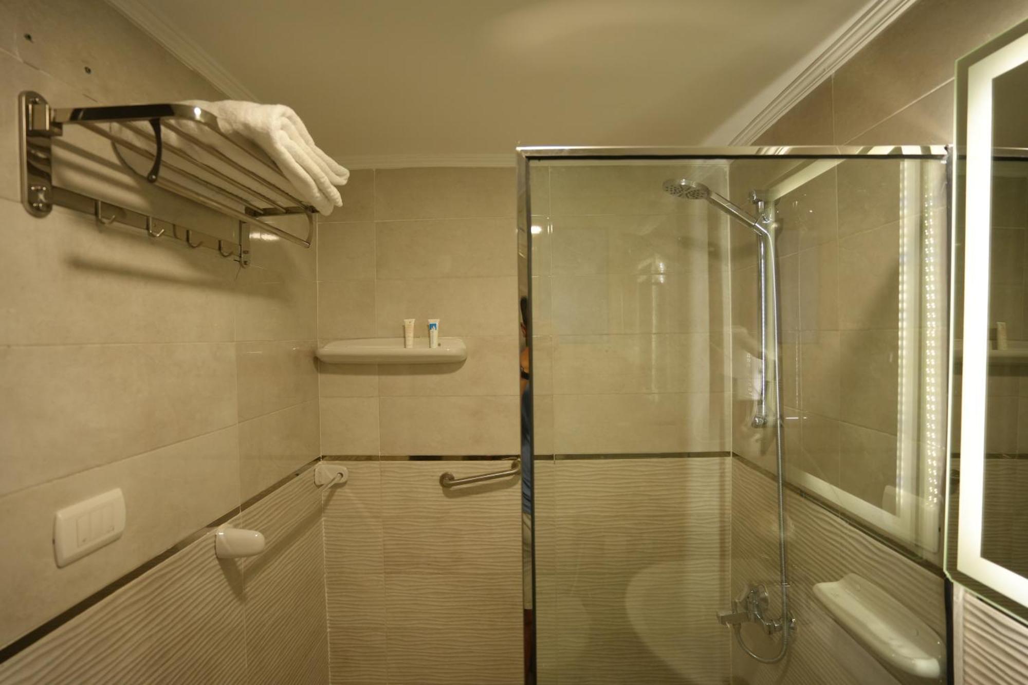 Mar Charbel Hotel